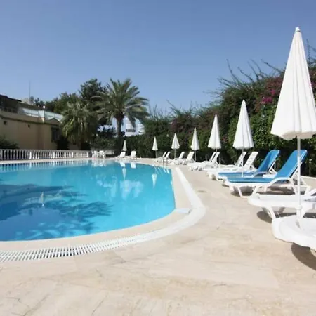 With Pool Near The Sea Конаклы